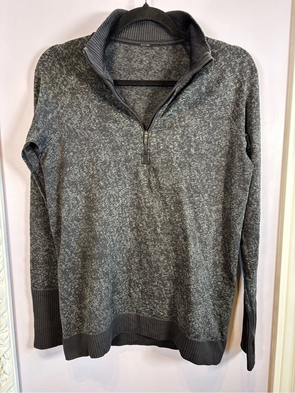 lululemon athletica Men's Heathered Dark Gray Quarter-Zip Pullover